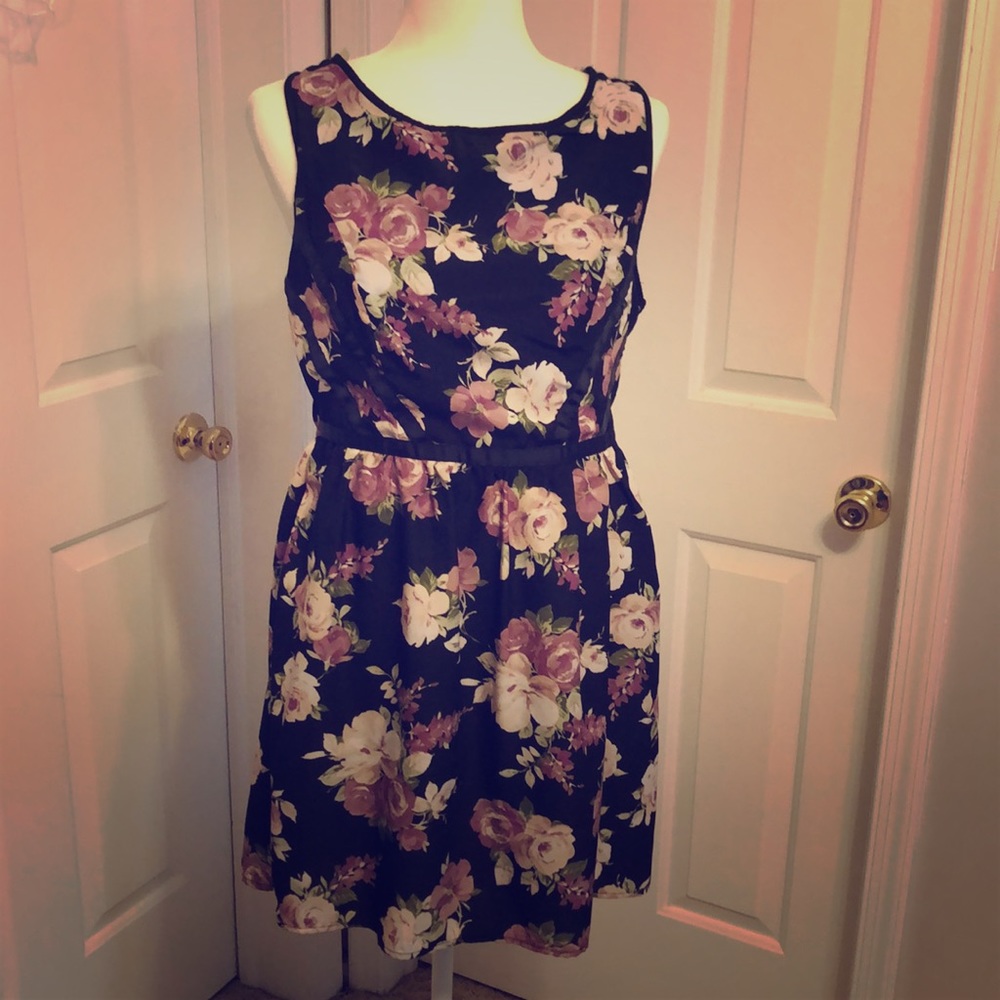 Size 11 floral dress